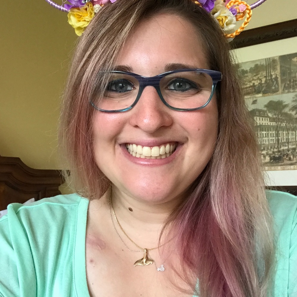 Meet your Posher, Carly